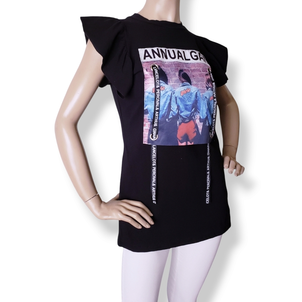 Black Graphic Print Ribbon Tee with Ruffle Flutter Sleeves